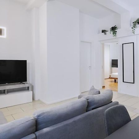 Lenny'S Central Apartment Milan Bagian luar foto
