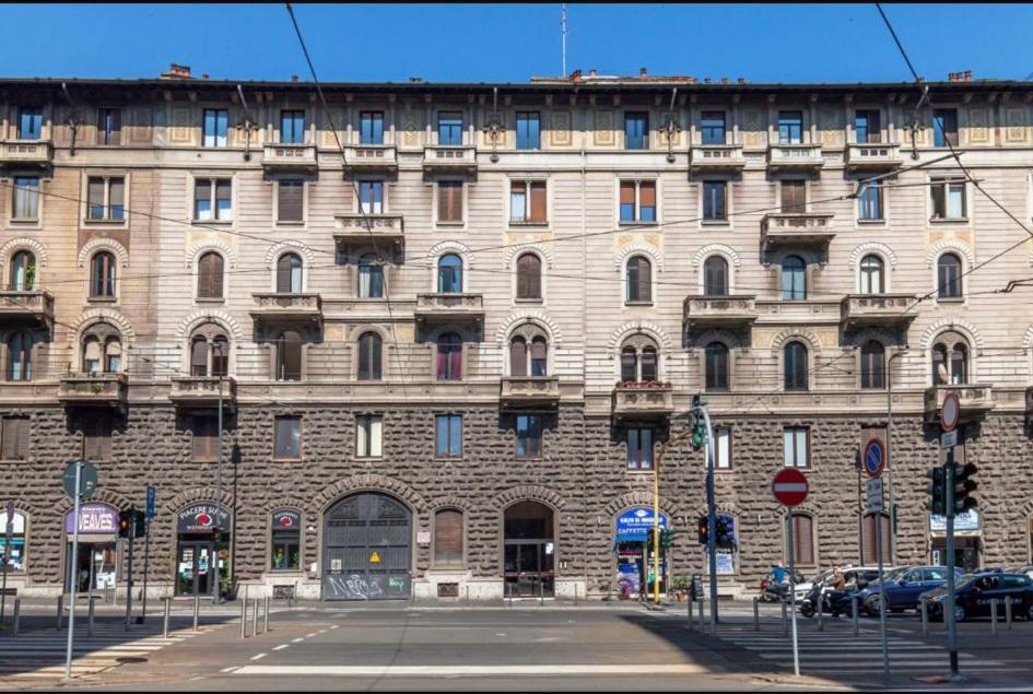 Lenny'S Central Apartment Milan Bagian luar foto