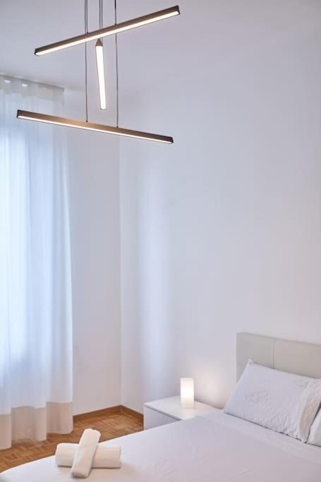 Lenny'S Central Apartment Milan Bagian luar foto