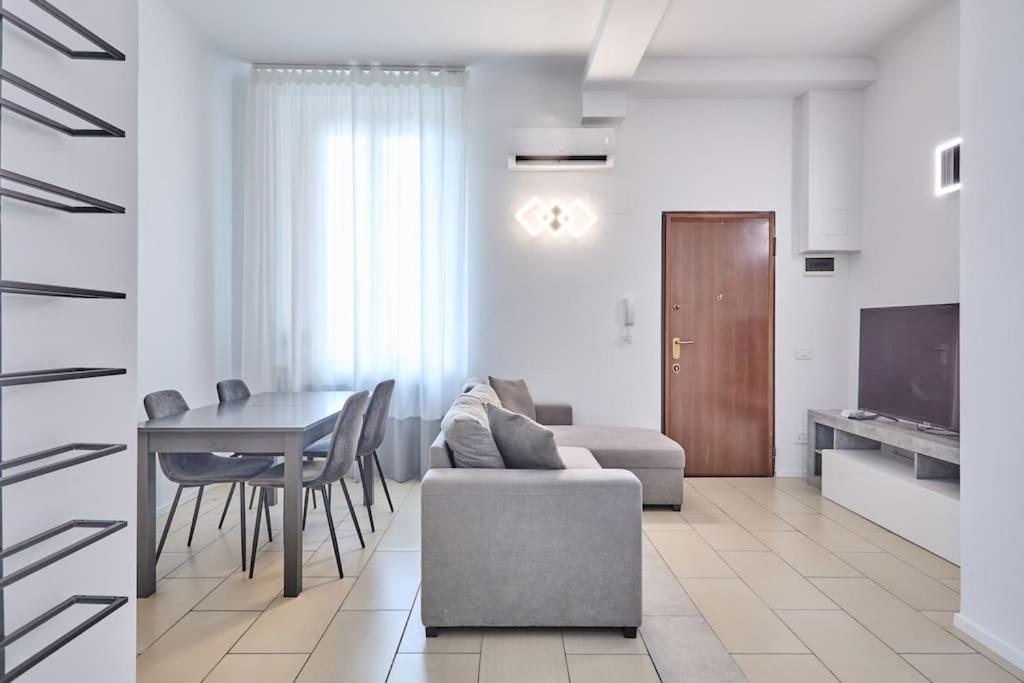 Lenny'S Central Apartment Milan Bagian luar foto