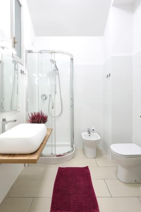 Lenny'S Central Apartment Milan Bagian luar foto